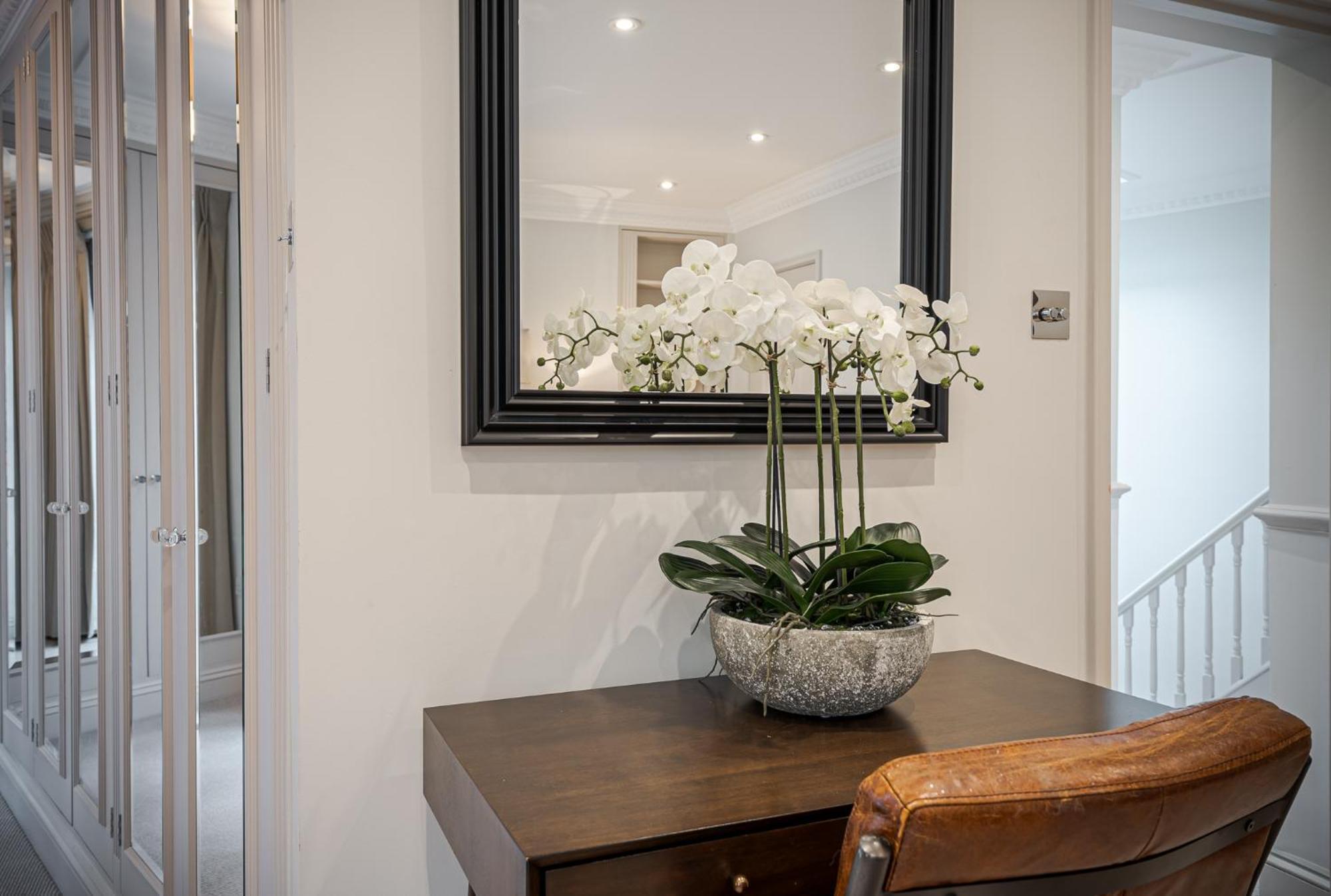 Modern 3 Bedroom Luxury House With Garage In Central London Kültér fotó