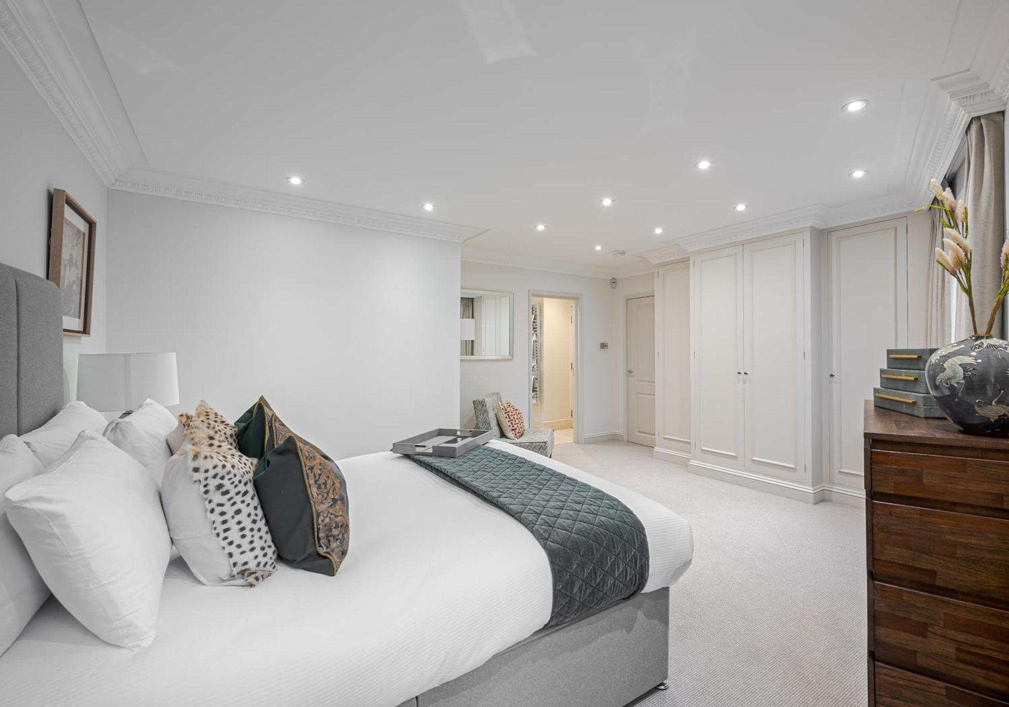 Modern 3 Bedroom Luxury House With Garage In Central London Kültér fotó